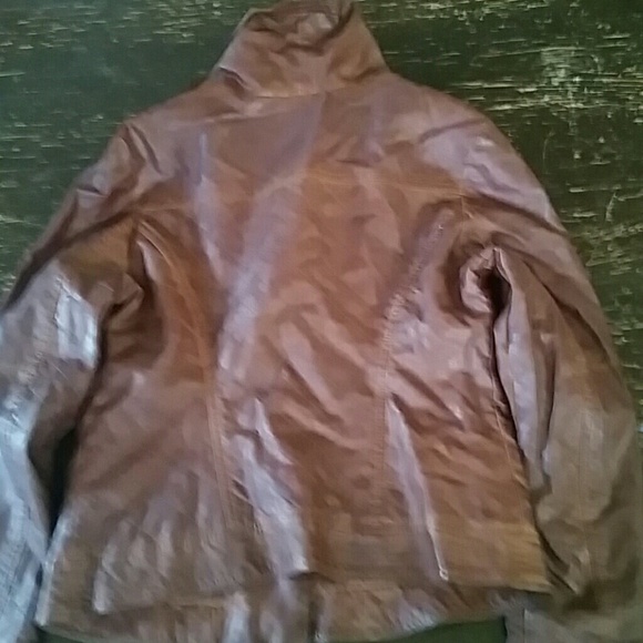 Guess jacket - Picture 2 of 3